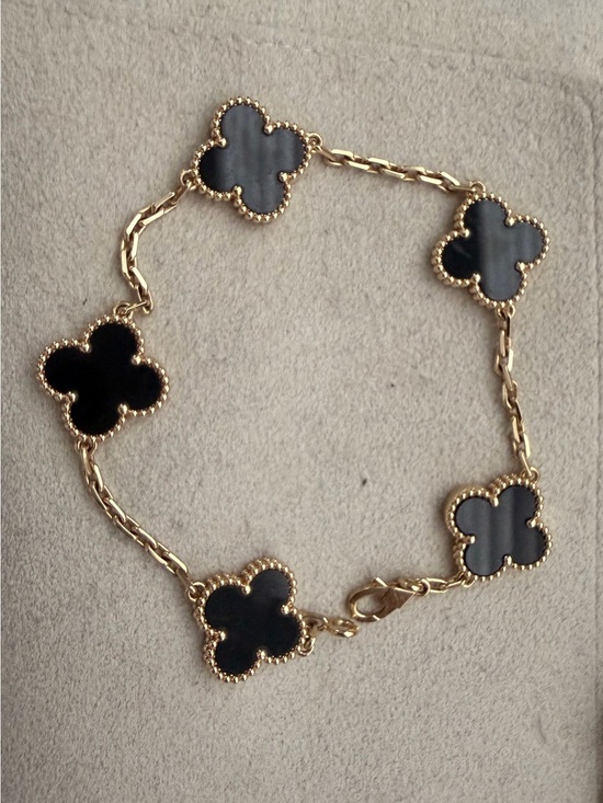 Van Cleef & Arpels Jewelry - Van Cleef & Arpels Alhambra 5 Motifs Onyx Bracelet Classic Vintage Size